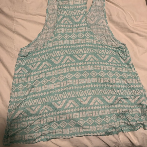 Light Green Tank Top - Picture 2 of 2